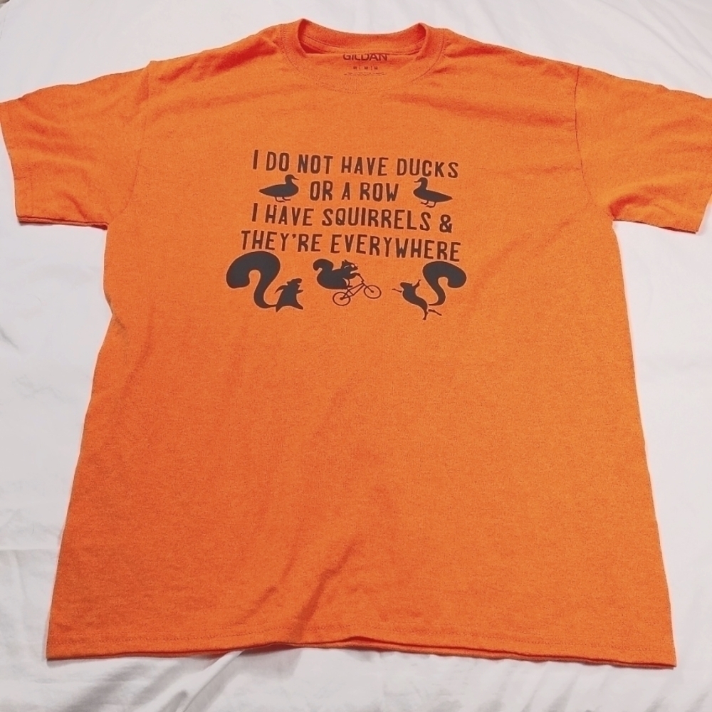 Squirrels men t shirt size medium
